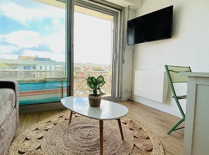 Vue Et Garage Prive, Balcon Plein Sud