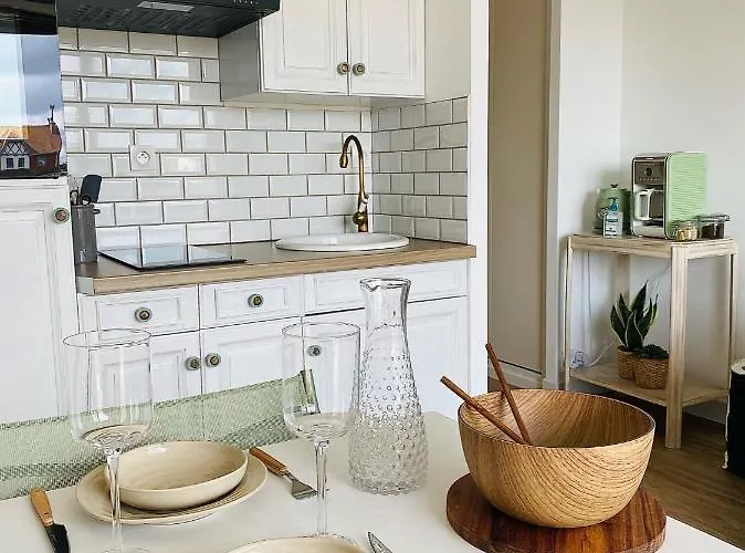 Vue Et Garage Prive, Balcon Plein Sud Apartment